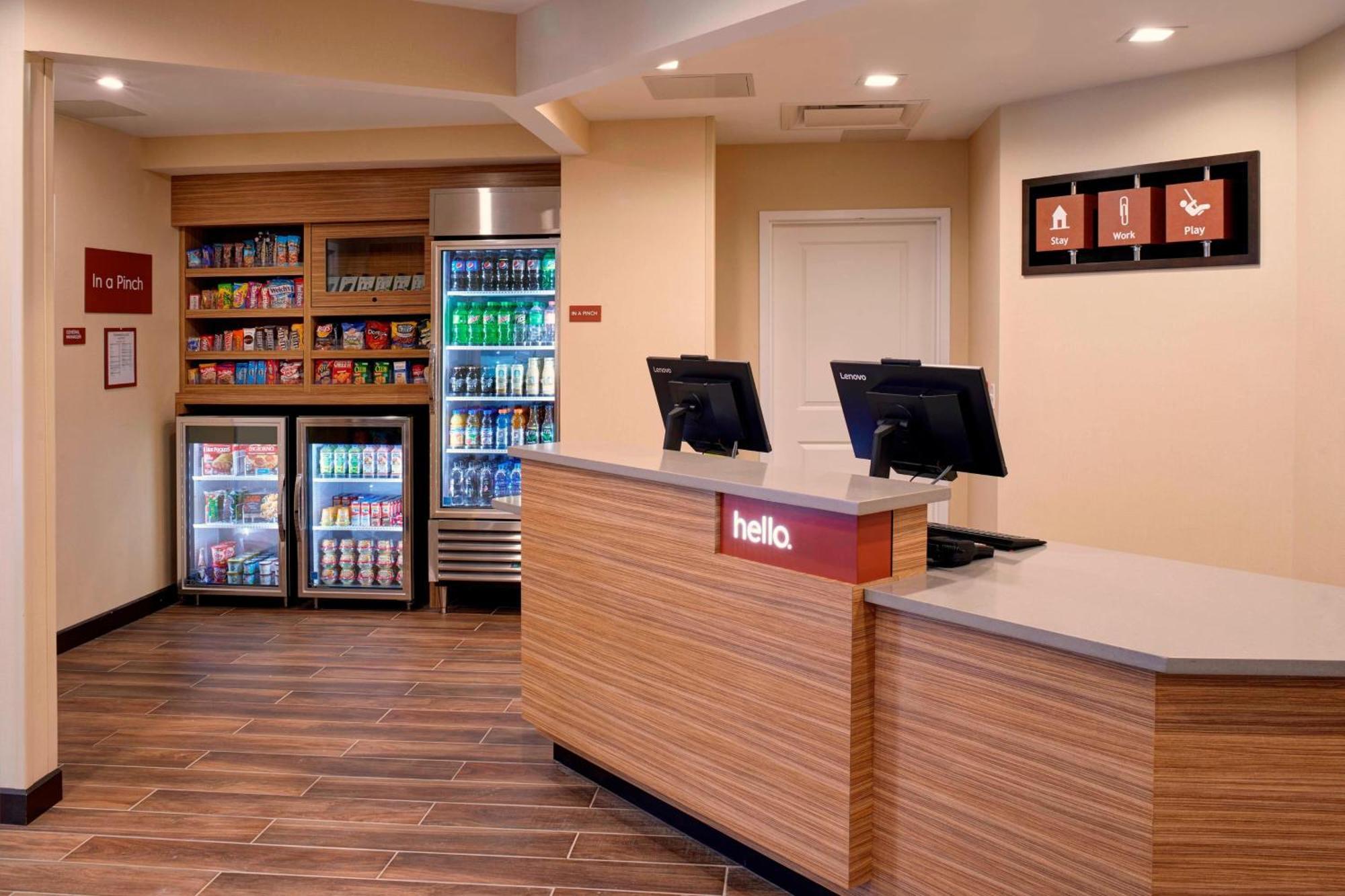 Towneplace Suites By Marriott Grand Rapids Airport Cascade Bagian luar foto